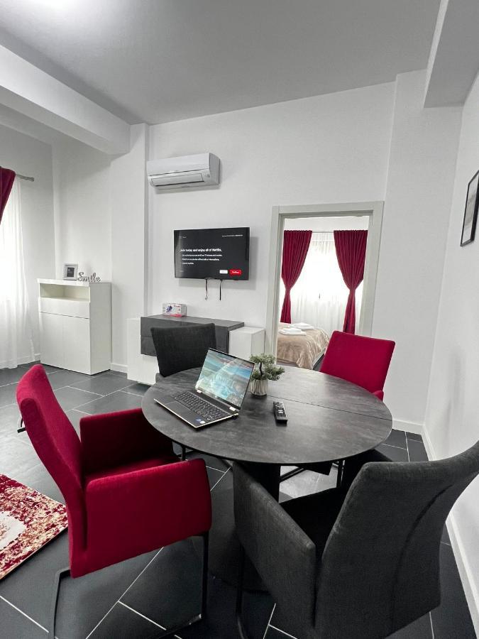 Marvellous With Master Apartment *
