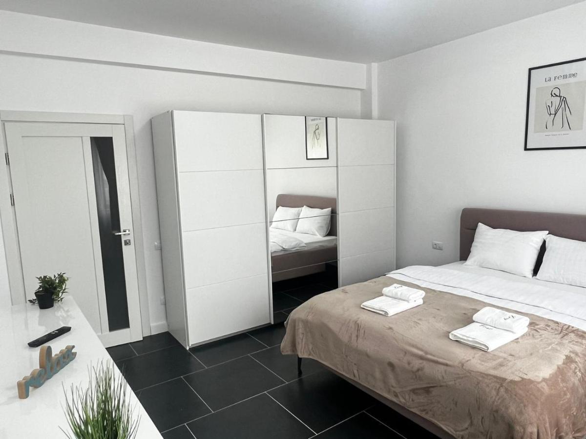 Apartment Marvellous With Master