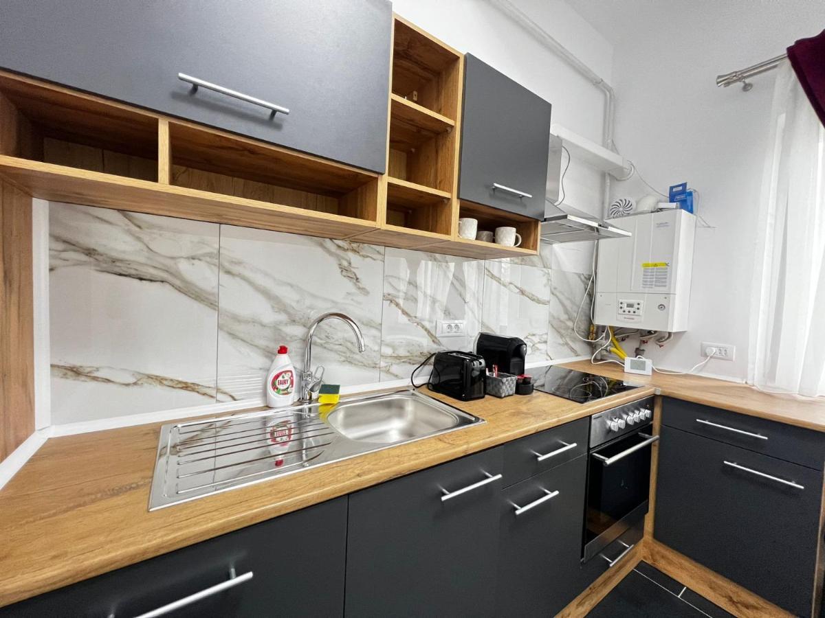 Marvellous With Master Apartment *
