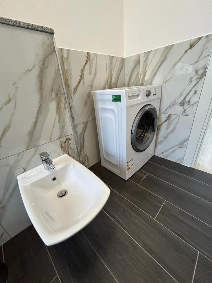 Apartment Marvellous With Master